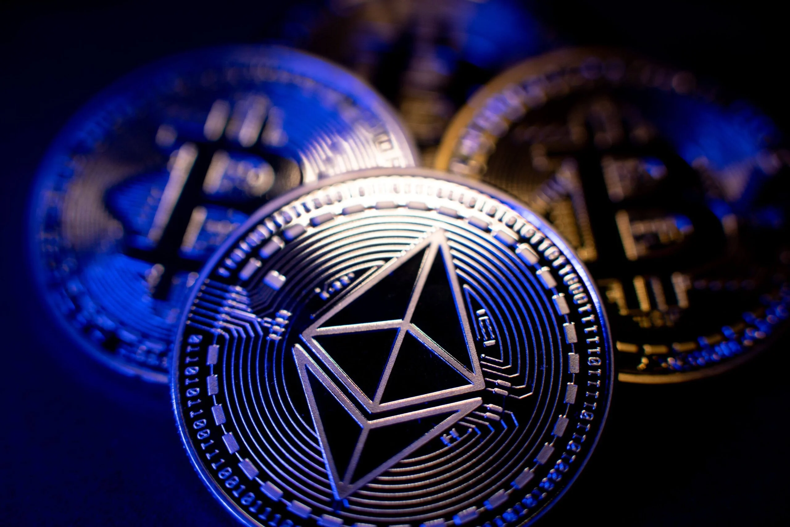 Ethereum Supply Shrinks as Price Holds Below SMA200